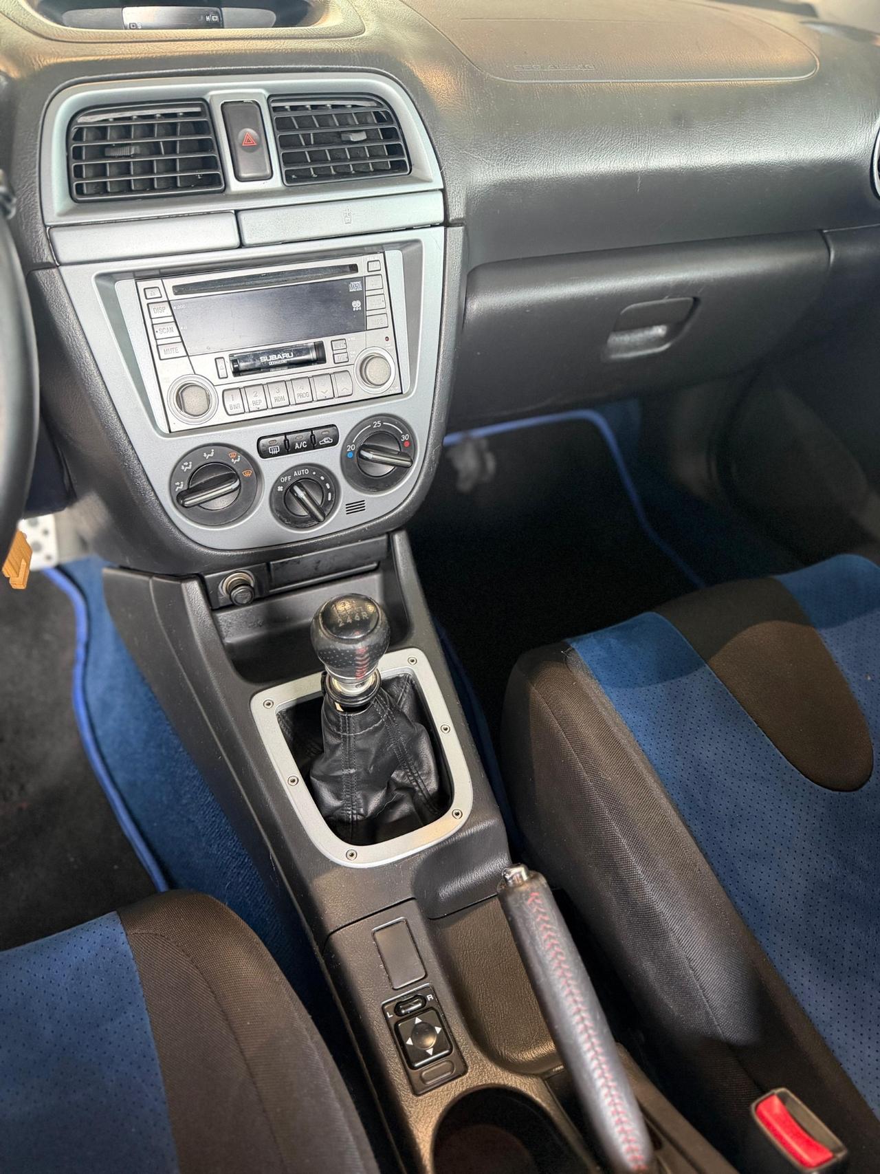 Subaru Impreza STI 2.0 turbo 265CV