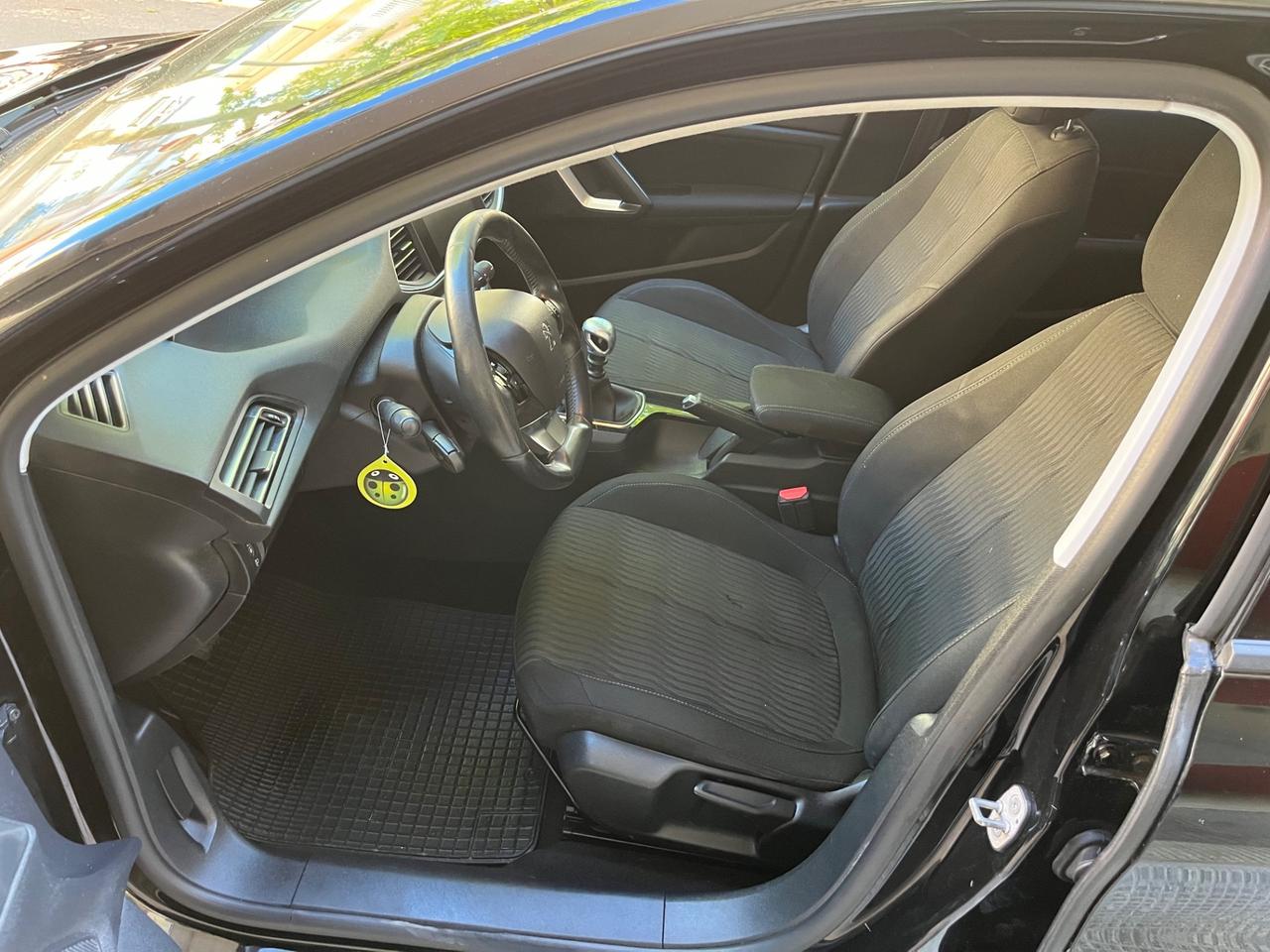 Peugeot 308 1.6 e-HDi 115 CV Stop&Start SW Active