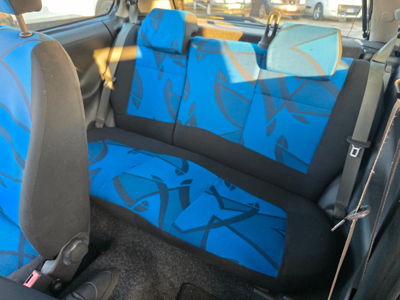 Fiat Punto 1.2i cat 3 porte Verve con 175.000km Neopatentati ok