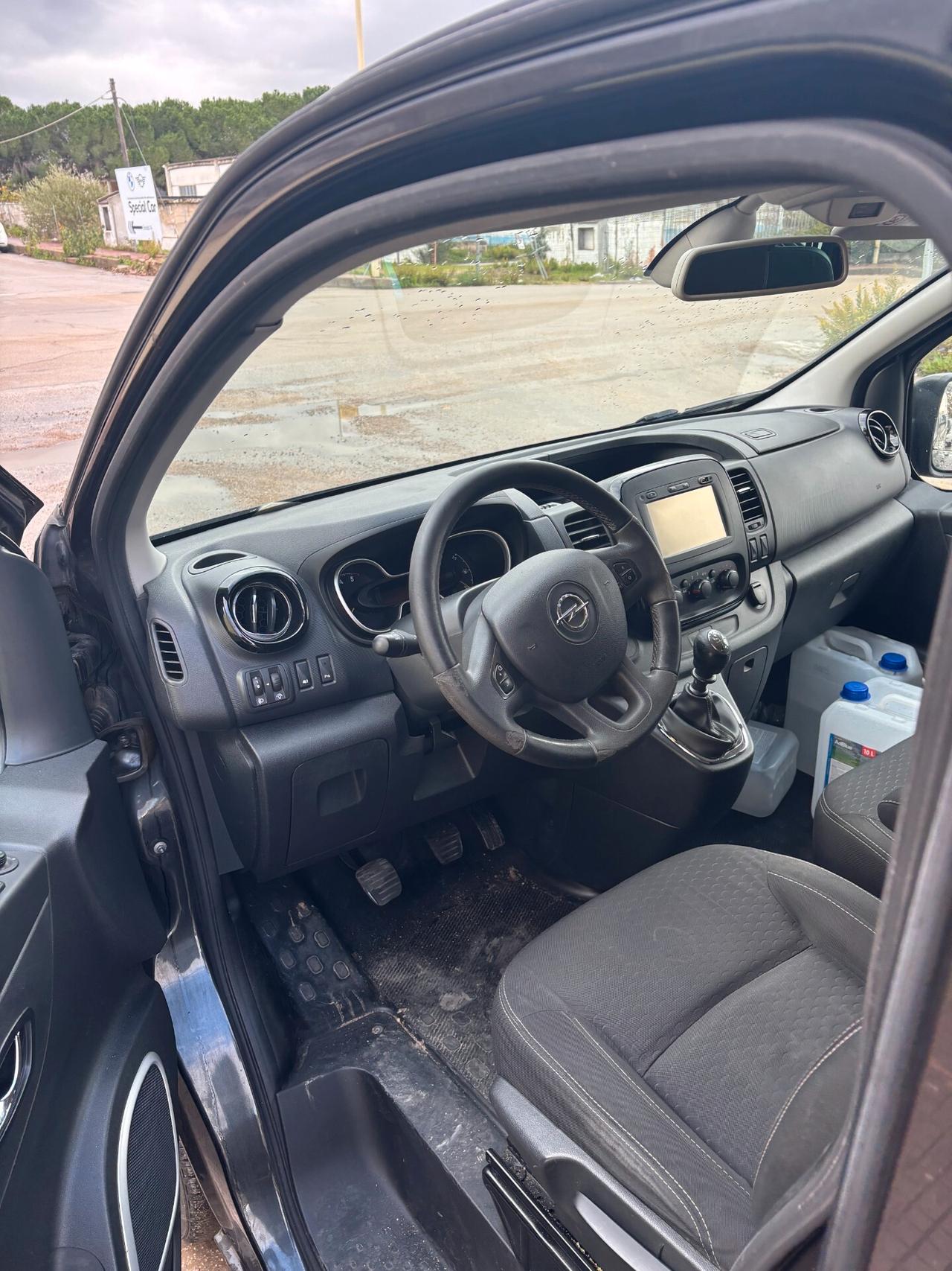 Opel Vivaro 9 POSTI 1.6 DIESEL 2016