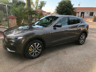 Maserati Levante Granlusso V6 Diesel AWD 250 Cv. FULL OPT.