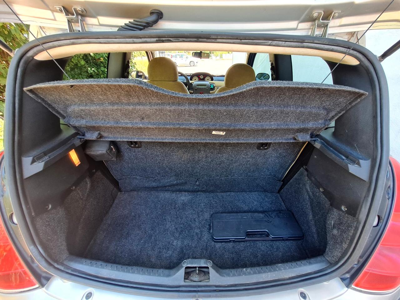 Lancia Ypsilon 1.2 Argento