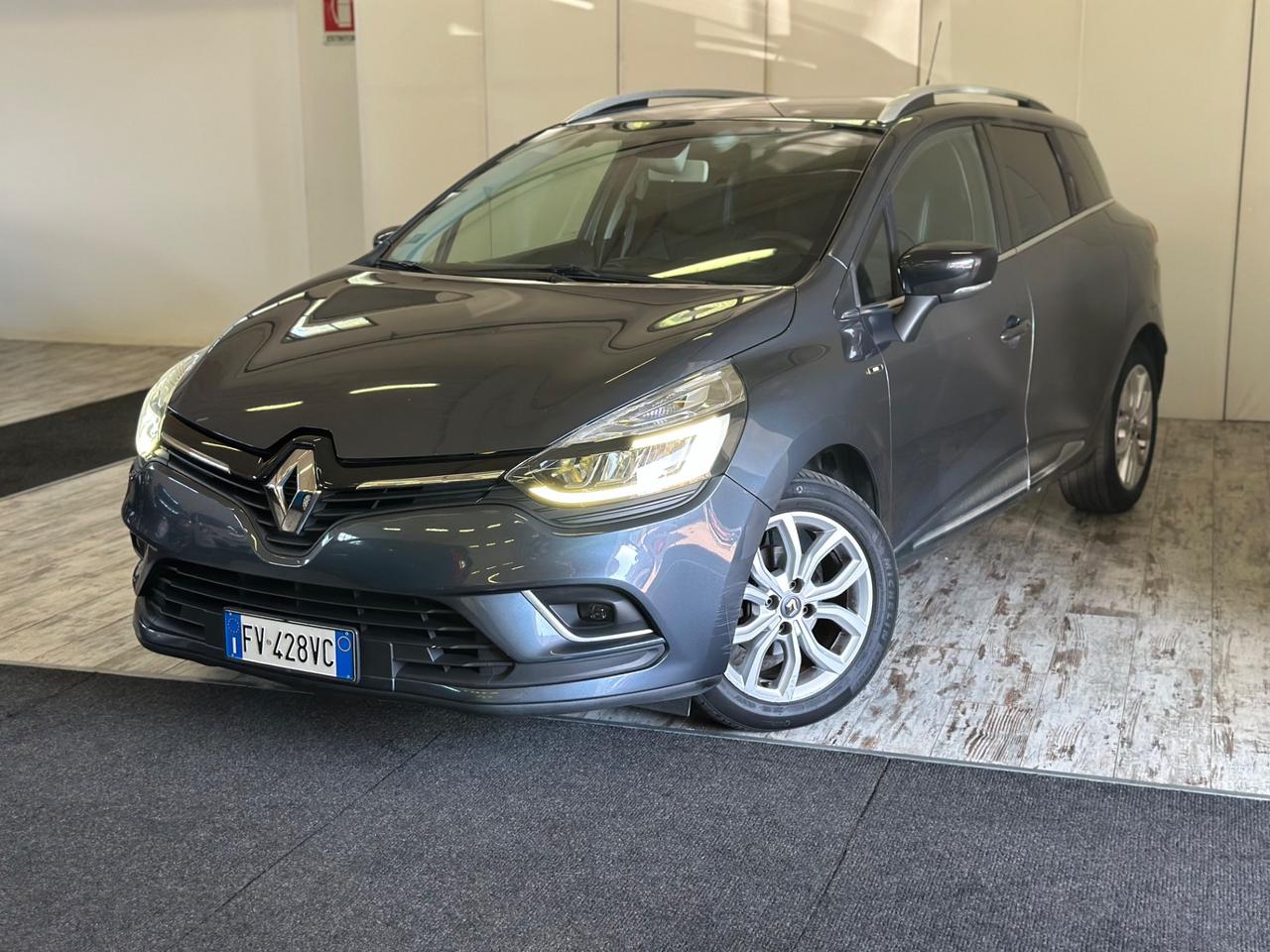 Renault Clio Sporter 1.5 dCi 8V 90 CV Moschino Intens