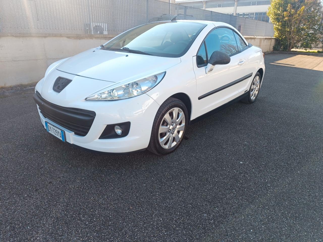 Peugeot 207 1.6 cabrio CON SOLAMENTE 119.000 KM