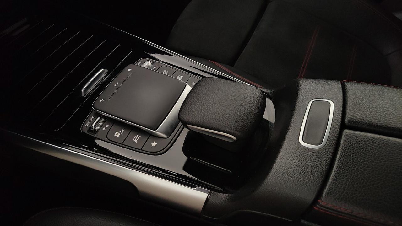 Mercedes-Benz GLB 200 d Premium auto