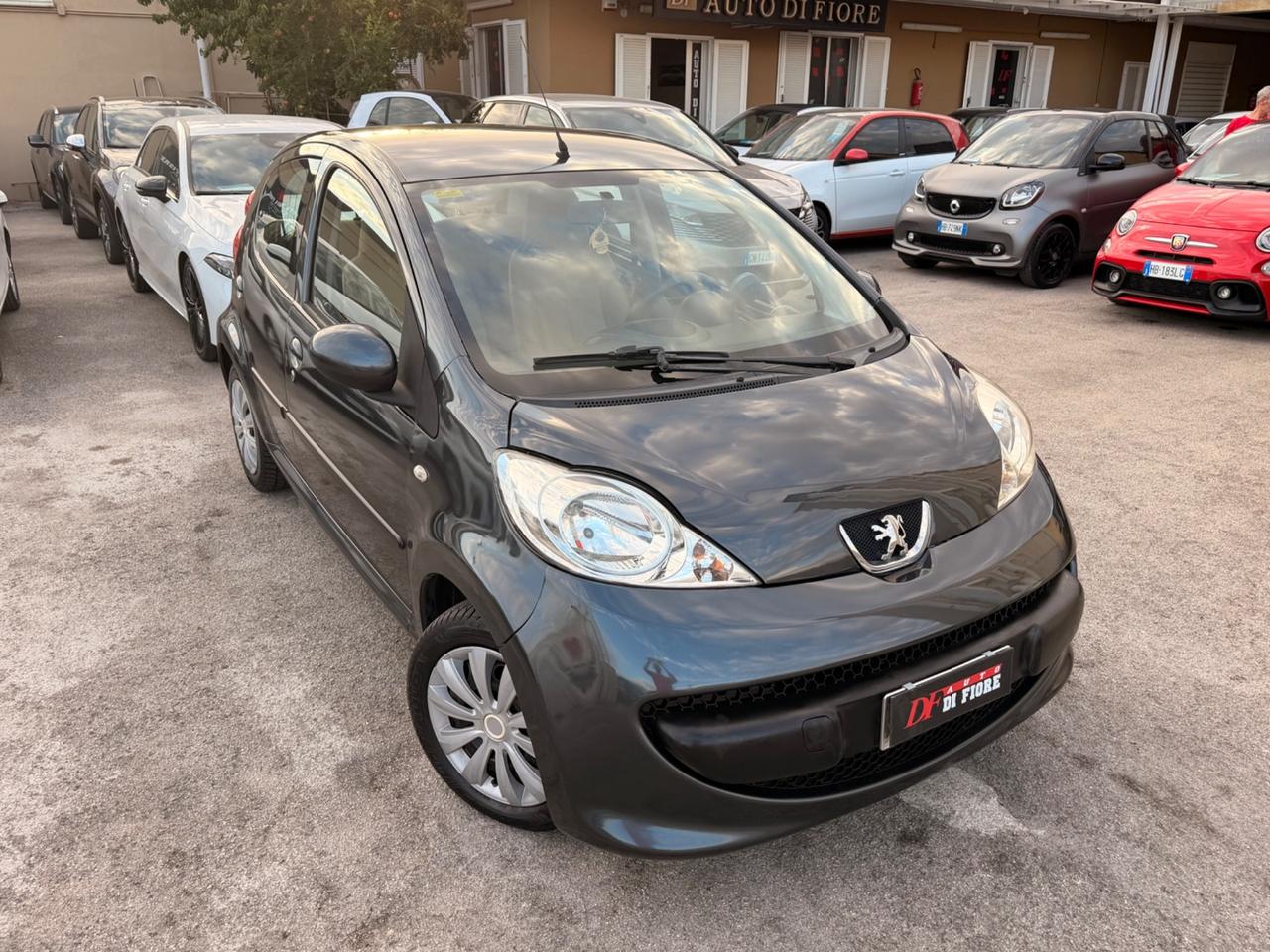 Peugeot 107 1.0 68CV CAMBIO AUTOMATICO SWEET YEARS