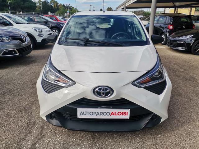 TOYOTA Aygo Connect 1.0 VVT-i 72CV 5 porte x-business