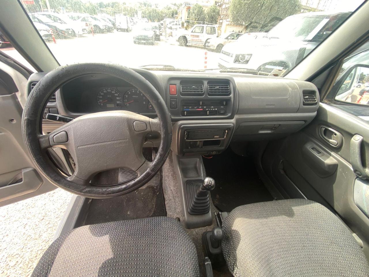 Suzuki Jimny 1.3i 16V 4x4