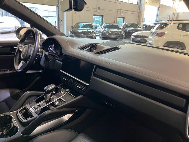 PORSCHE Cayenne Coupé 4.0 V8 Turbo //BOSE/SPORT CHRONO//22//