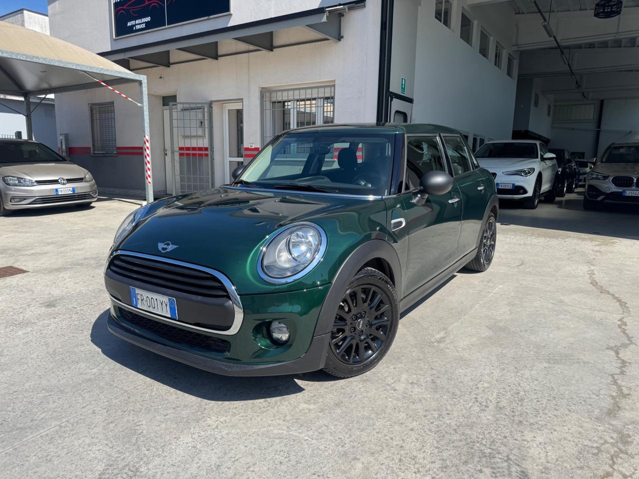 Mini 1.5 One Hype 5 porte Full Service Mini