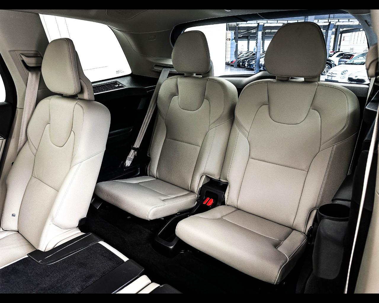 VOLVO XC90 (2014-->) - XC90 B5 (d) AWD automatico 7 posti Plus Bright