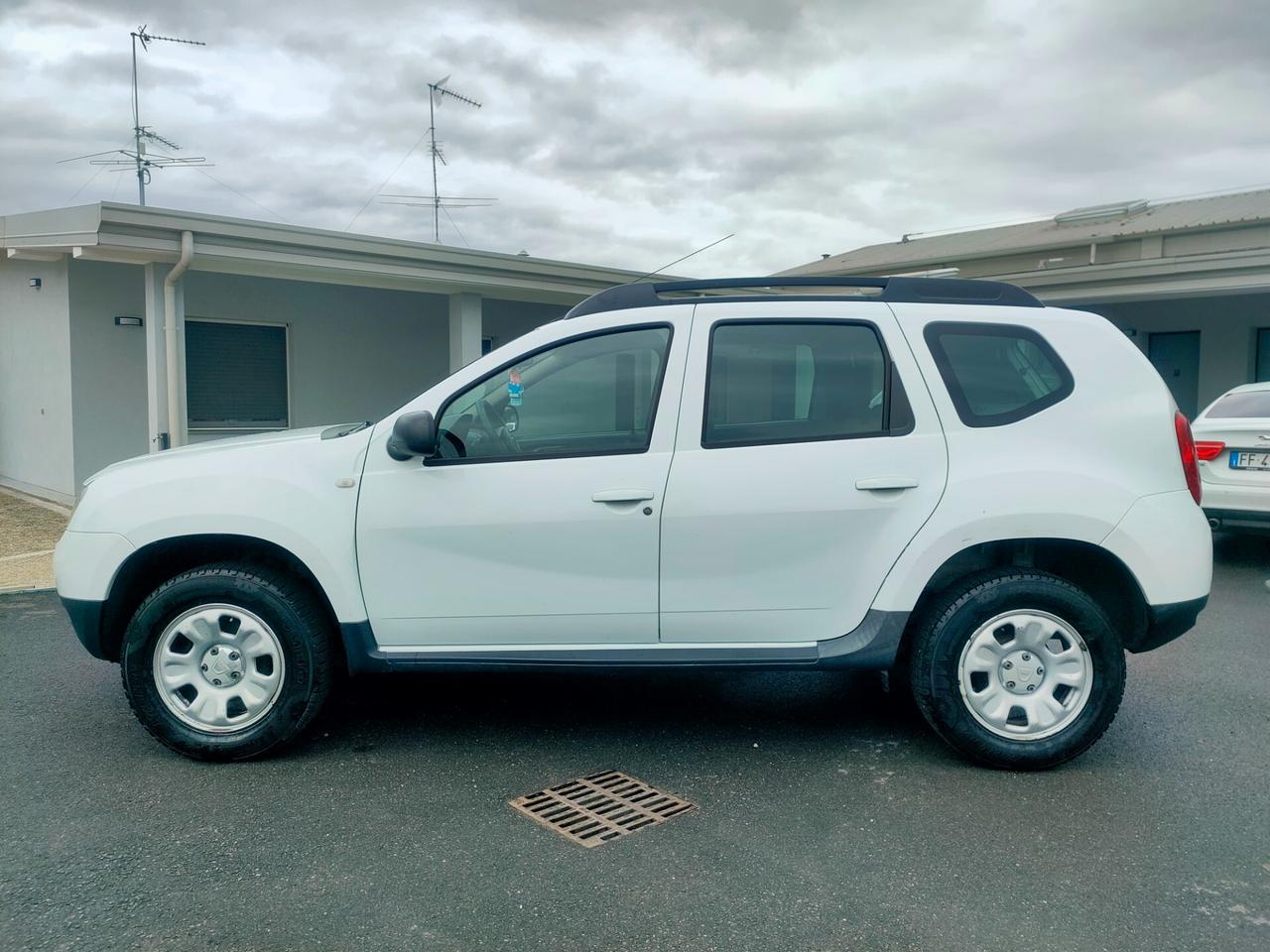 Dacia Duster 1.6 110CV 4x2 GPL Lauréate NEOPATENTATI