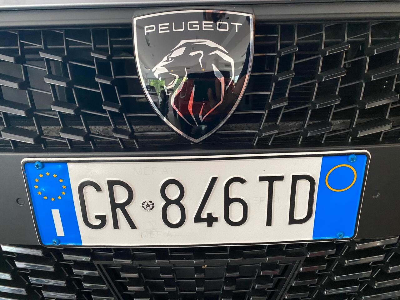 Peugeot 208 PureTech 75 KW 5 porte Active ok neopatentati