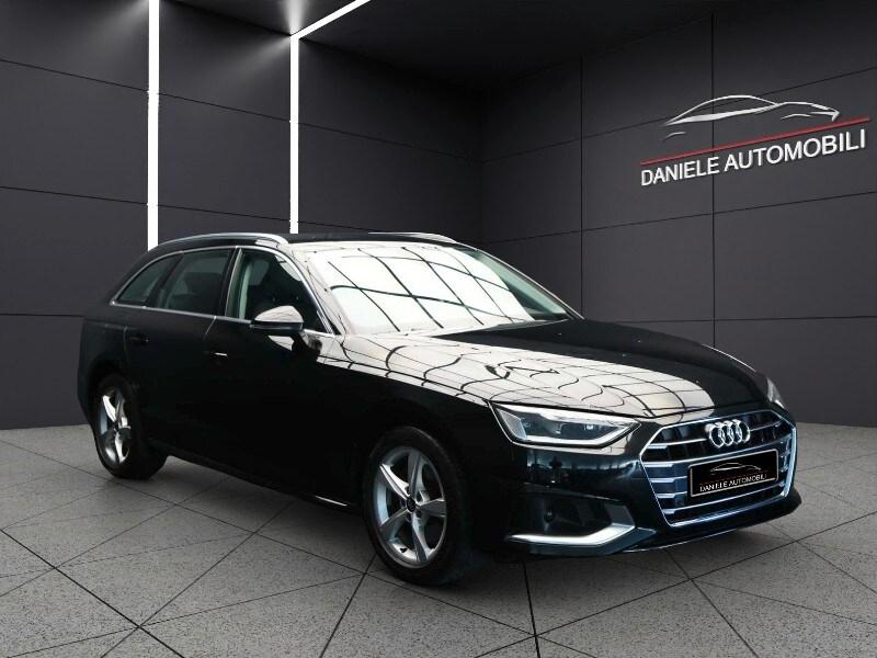 AUDI A4 5ª serie A4 Avant 30 TDI/136 CV S tron...