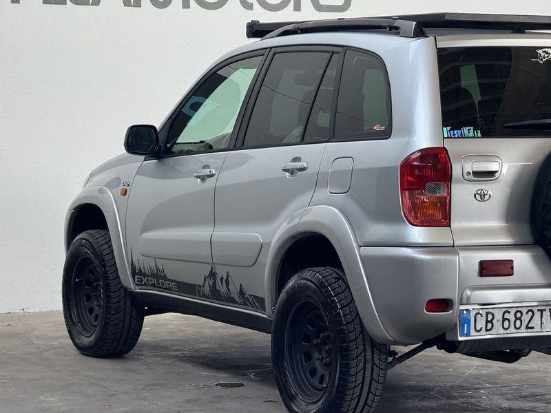 Toyota RAV4 5p 2.0 d-4d 16v ASI KIT RIALZO +4CM LUCI LED PORTAPACCHI