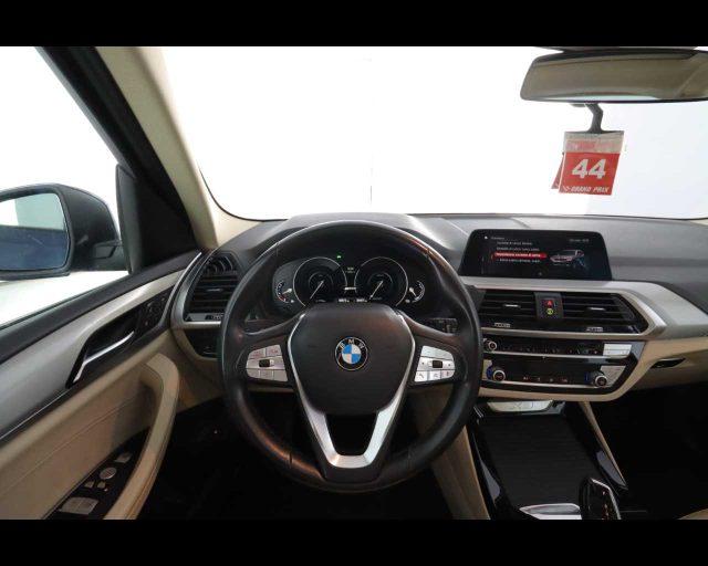 BMW X3 xDrive30e Business Advantage