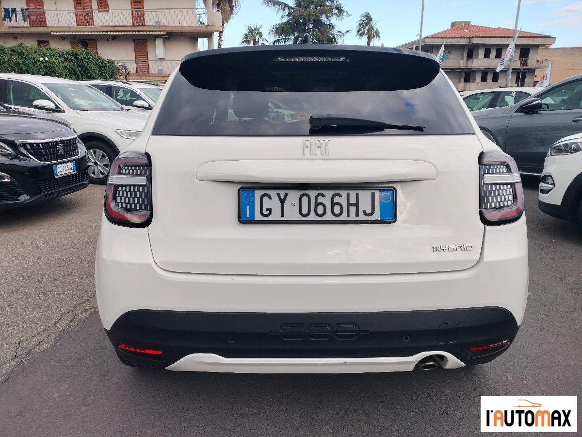 FIAT - 600 1.2 hybrid La Prima 110cv Automatica