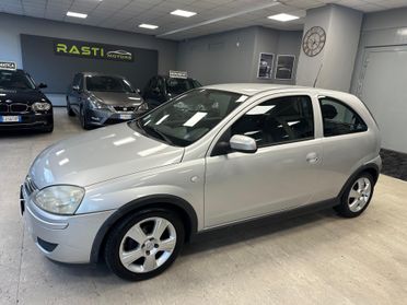 Opel Corsa 1.2i 16V cat 3 porte Sport