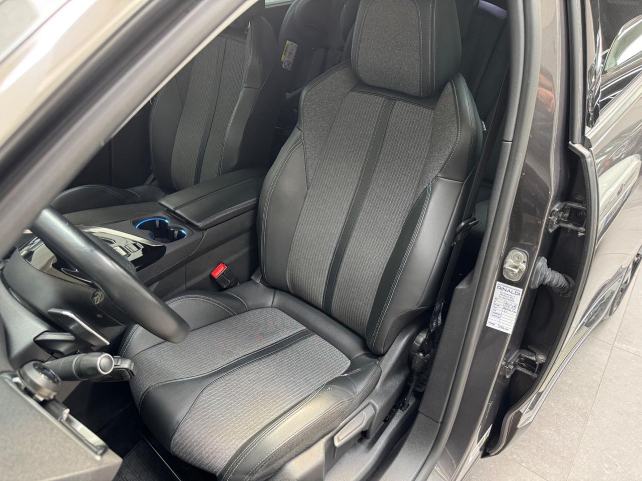 Peugeot 5008 BlueHDi 130 S&S EAT8 Allure Pack