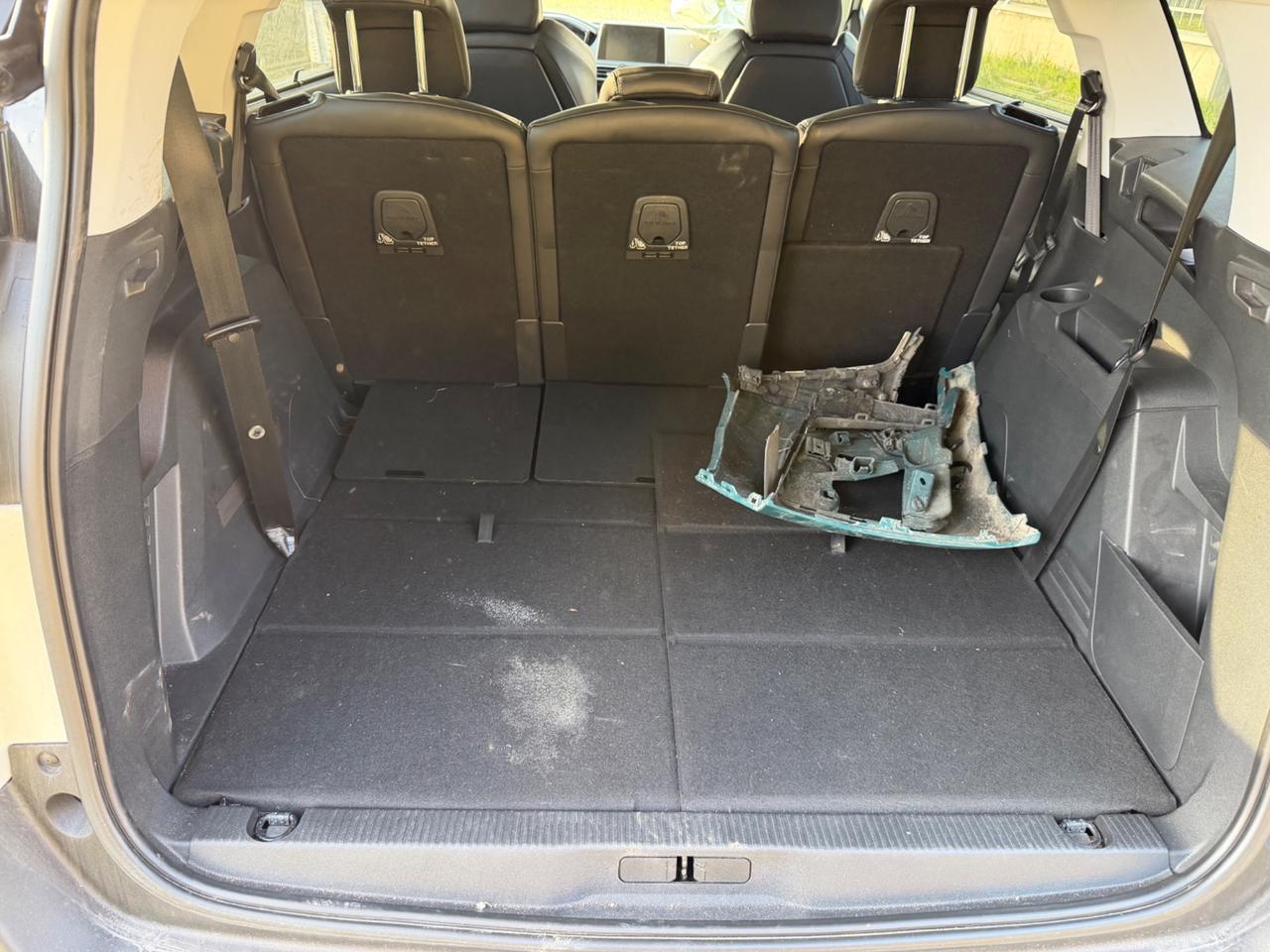 Peugeot 5008 BlueHDi 130 7 posti Automatica Navi