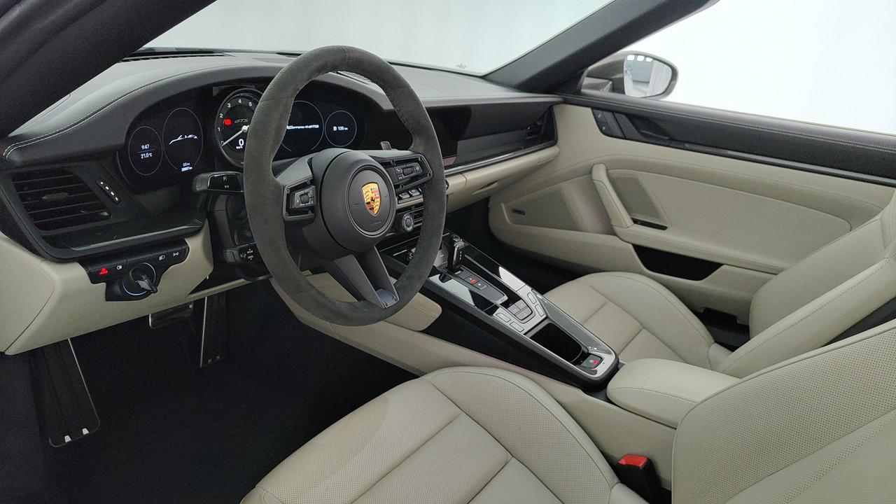 PORSCHE 911 Cabrio 3.0 Carrera 4 GTS auto