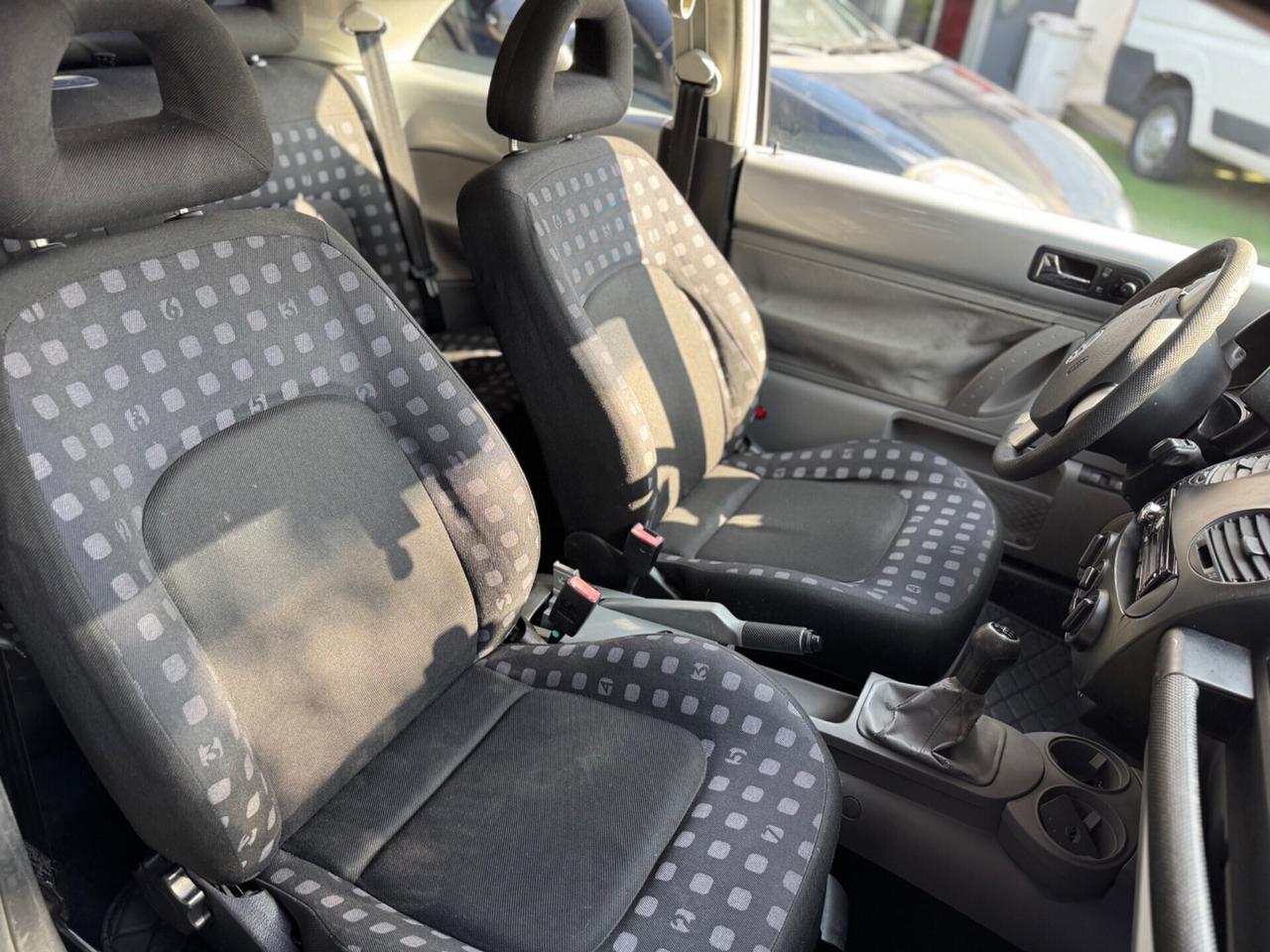 Volkswagen New Beetle 1.6