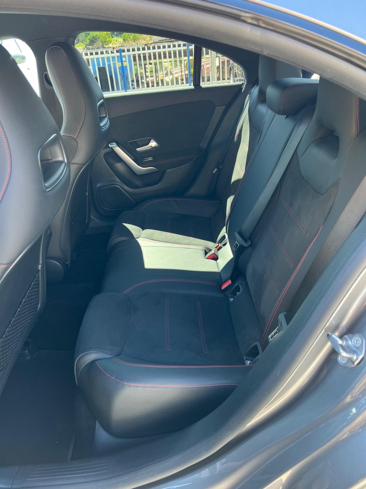 Mercedes-benz CLA 200 d Premium AMG 2020