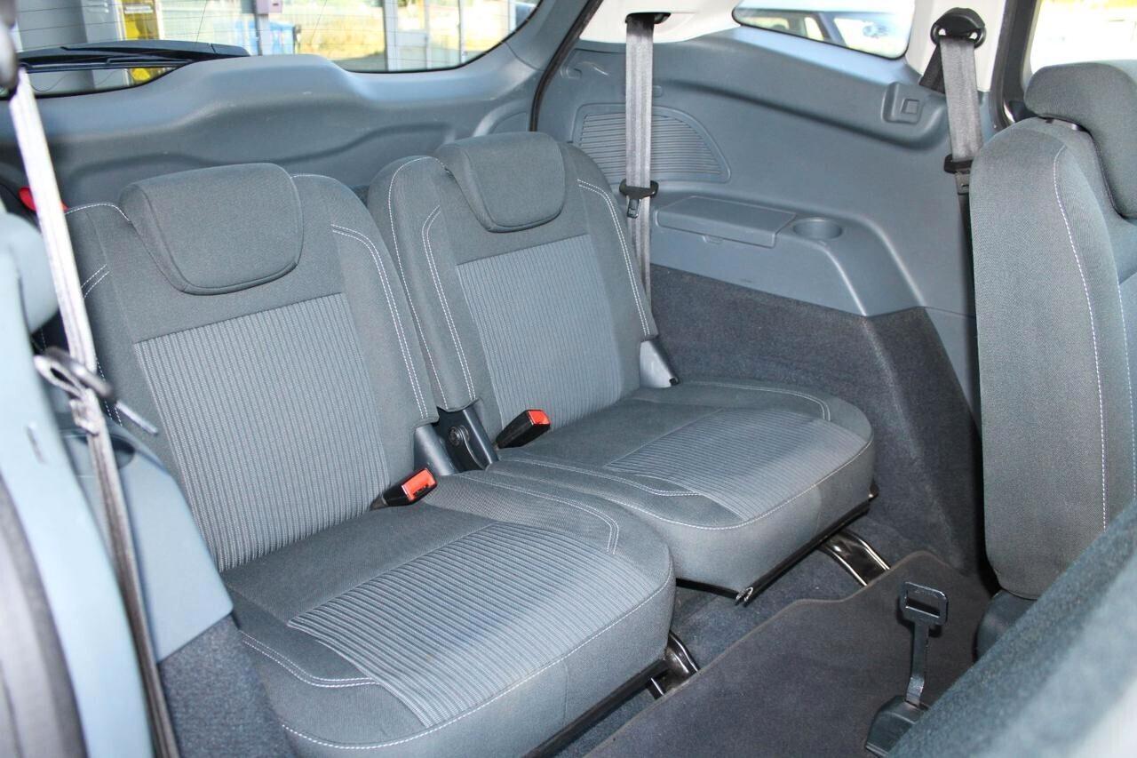 Ford C-Max 7 POSTI 1.6 TDCi 115CV Business