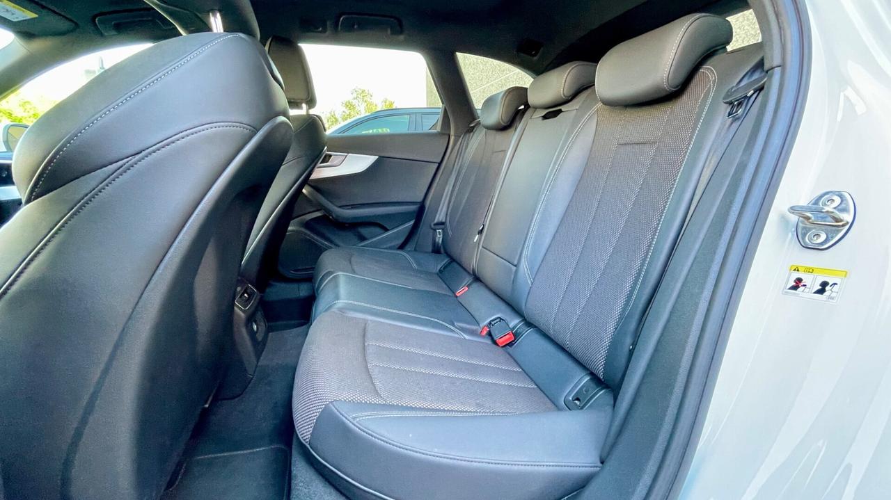AUDI A4 AVANT 35 TDI 2.0 S-TRONIC 163 CV - INTERNI S-LINE, FULL LED