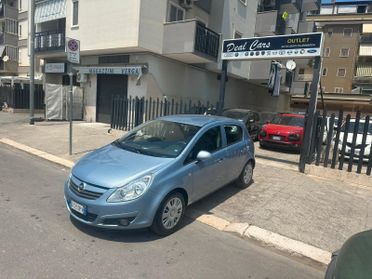 Opel Corsa 1.2 5 porte Cosmo