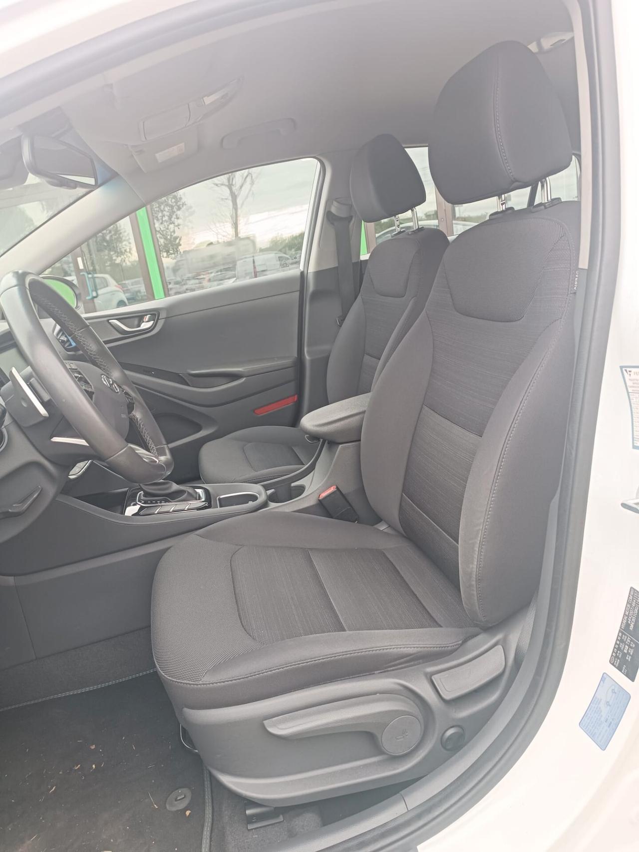 Hyundai Ioniq 1.6 Hybrid DCT Classic