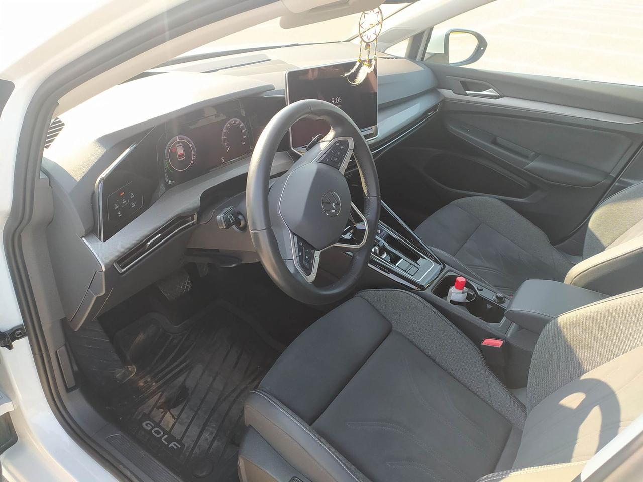Volkswagen Golf Style 1.5 eHybrid PHEV 204C #12024