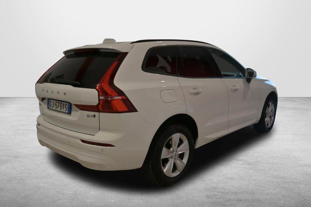 VOLVO XC60 2.0D 197CV B4 (D) AUTOMATIC AWD MOMENTUM ( FARI LED - COCKPIT - CRUISE - PDC - TELECAMERA POST. - CERCHI 18 )