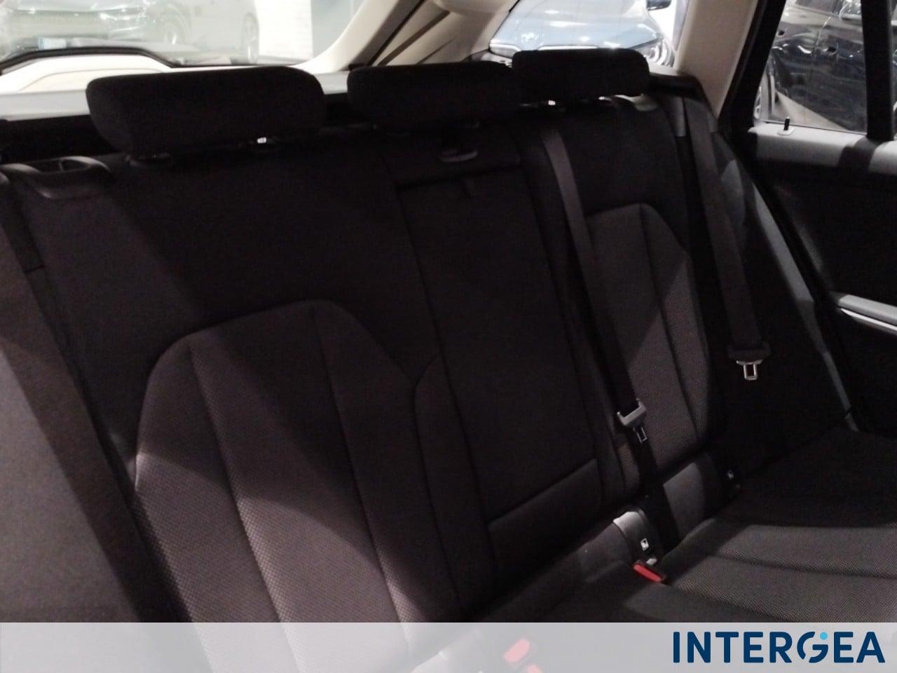 BMW 316d Touring mhev 48V Business Advantage auto