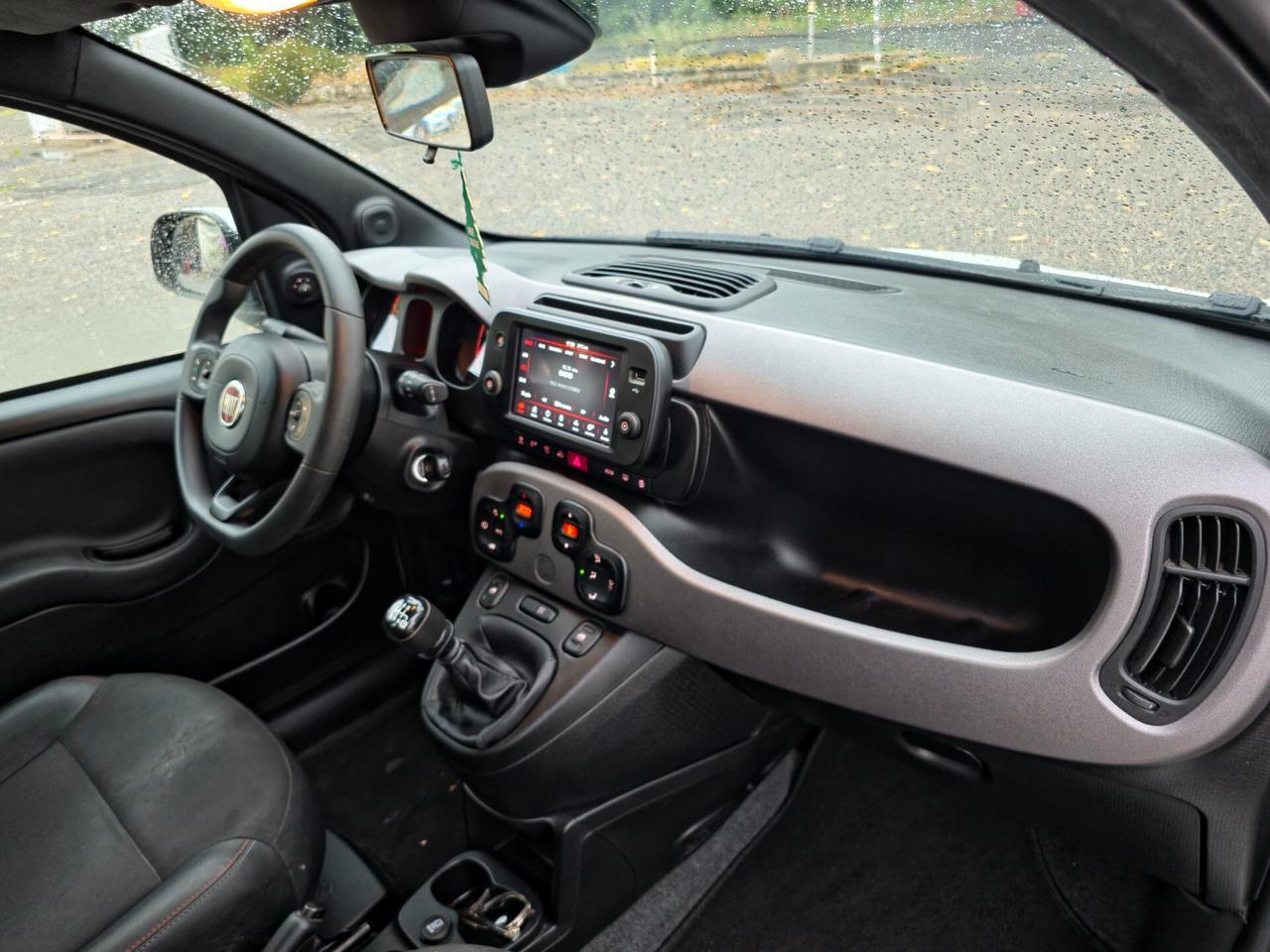 Fiat Panda 1.0 FireFly S&S Hybrid Red CV-69 E6 Manuale NEO 2022