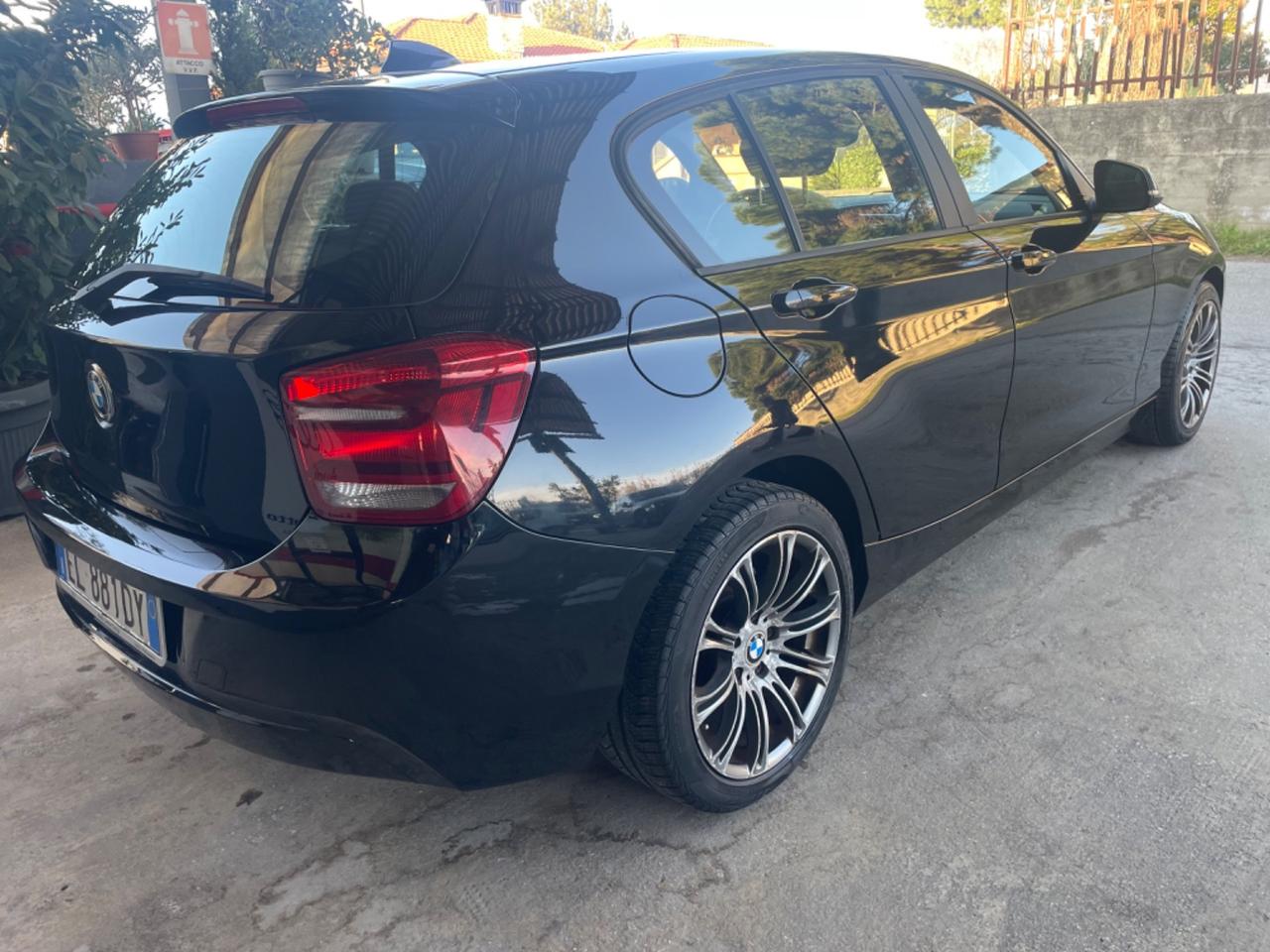 Bmw 116 116d 5p. Urban PER NEOPATENTATI