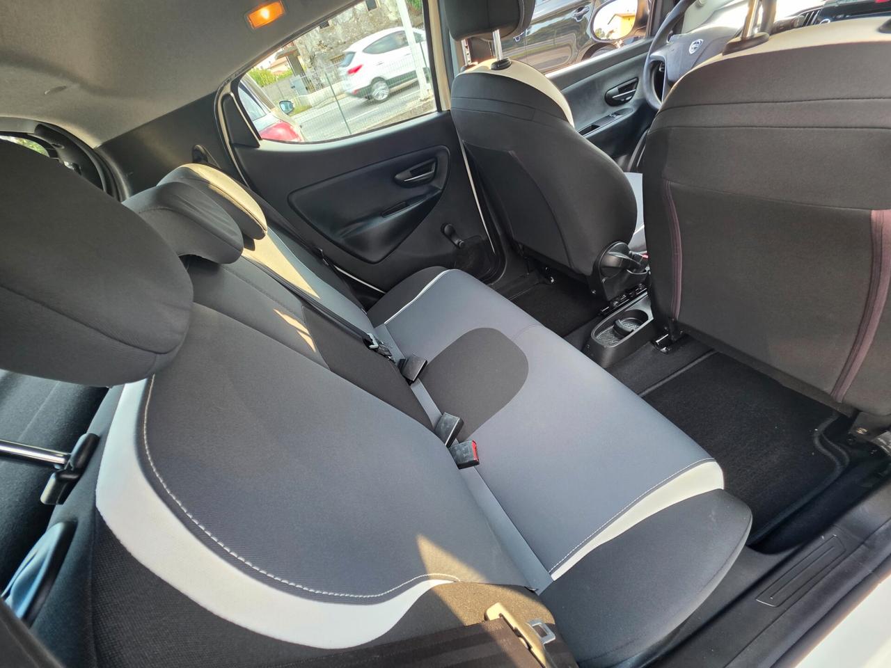 Lancia Ypsilon 1.2 69cv perfetta e garantita 12 mesi