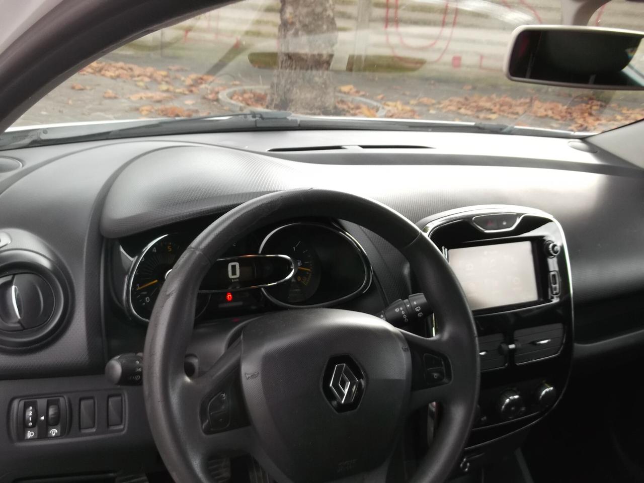 Renault Clio 1.5 dCi Live Neopatentati 2015