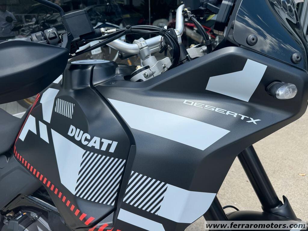 Ducati DesertX nuovo pronta consegna 2024