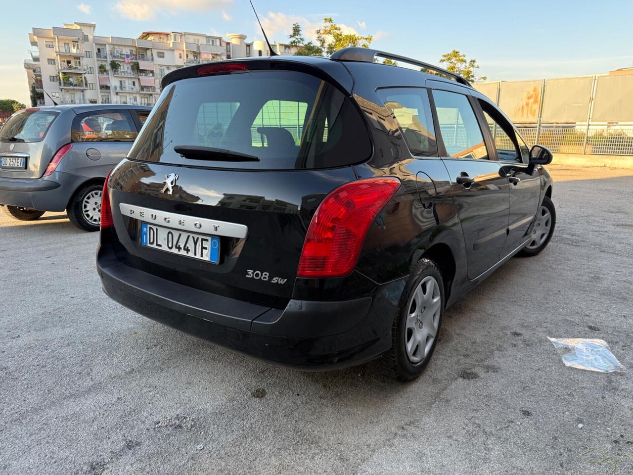 Peugeot 308Restayling 1.6 HDi 90CV SW Premium Perfetta