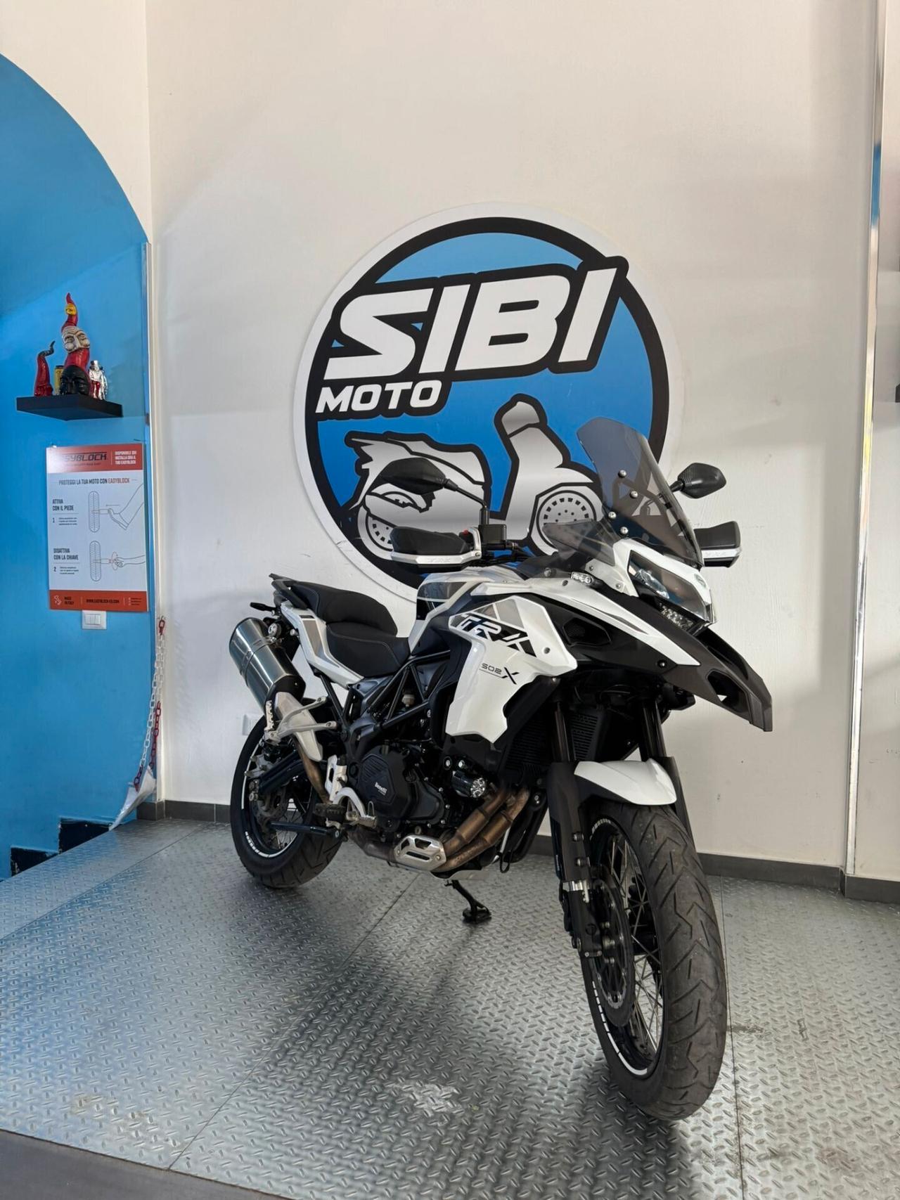 Benelli TRK 502