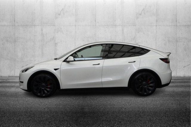 TESLA Model Y Performance AWD