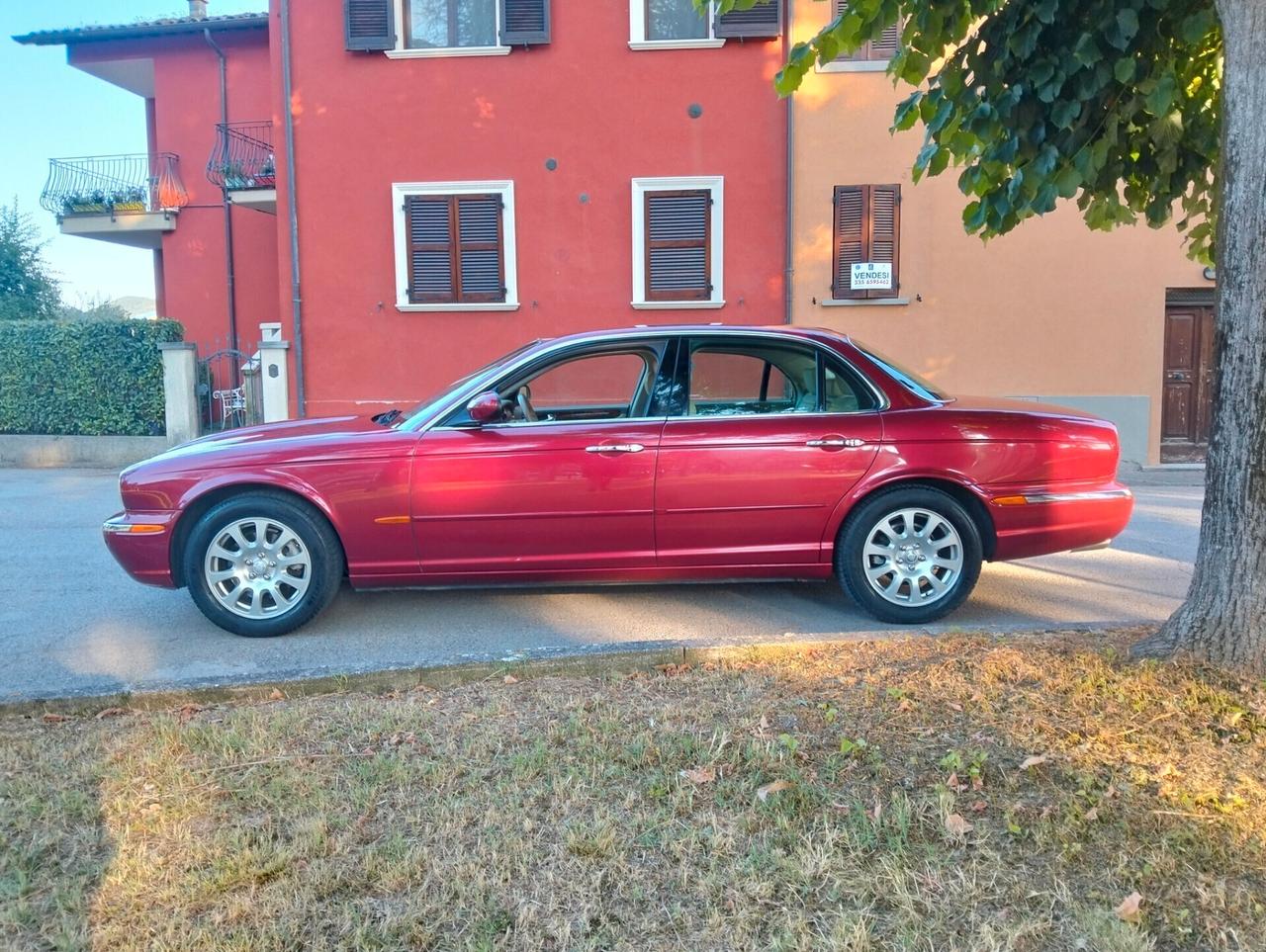 Jaguar XJ 6 cilindri