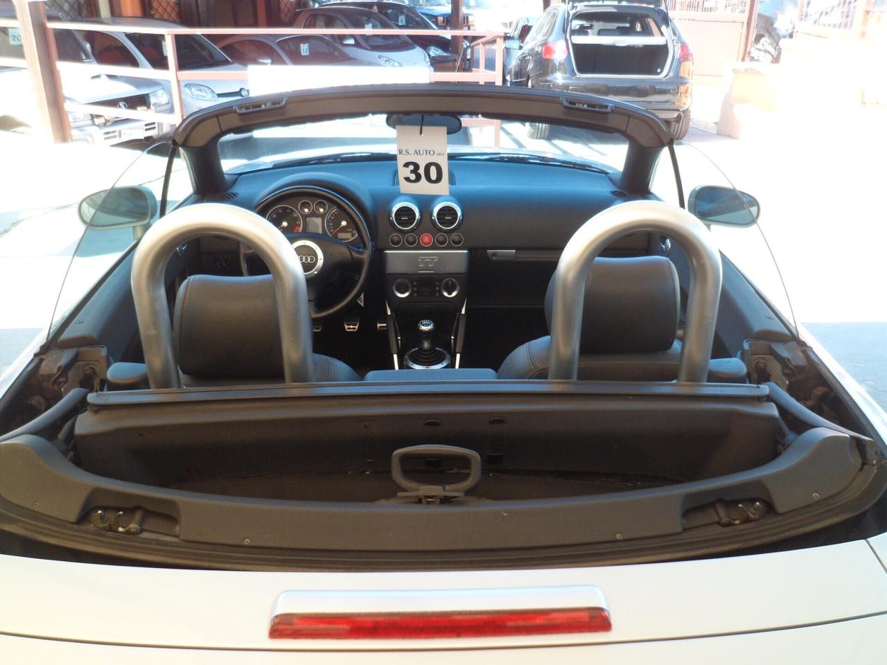 Audi TT Roadster 1.8 T 20V 225 CV cat quattro 01