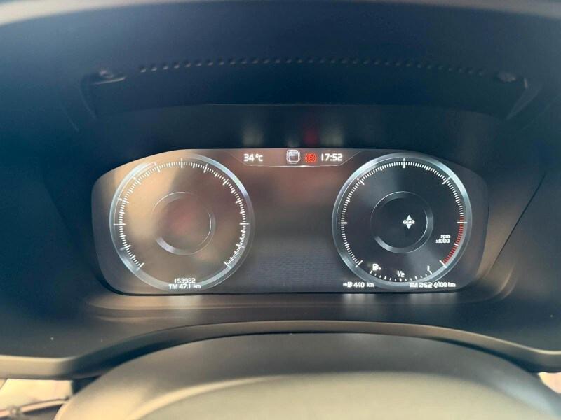 VOLVO V60 (2018-->) V60 D3 Business