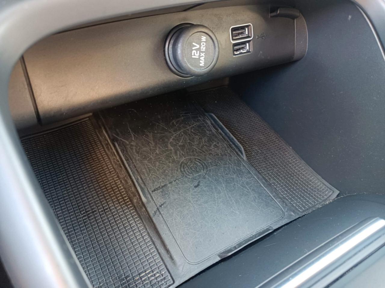 Volvo XC40 T2 Geartronic Momentum Pro