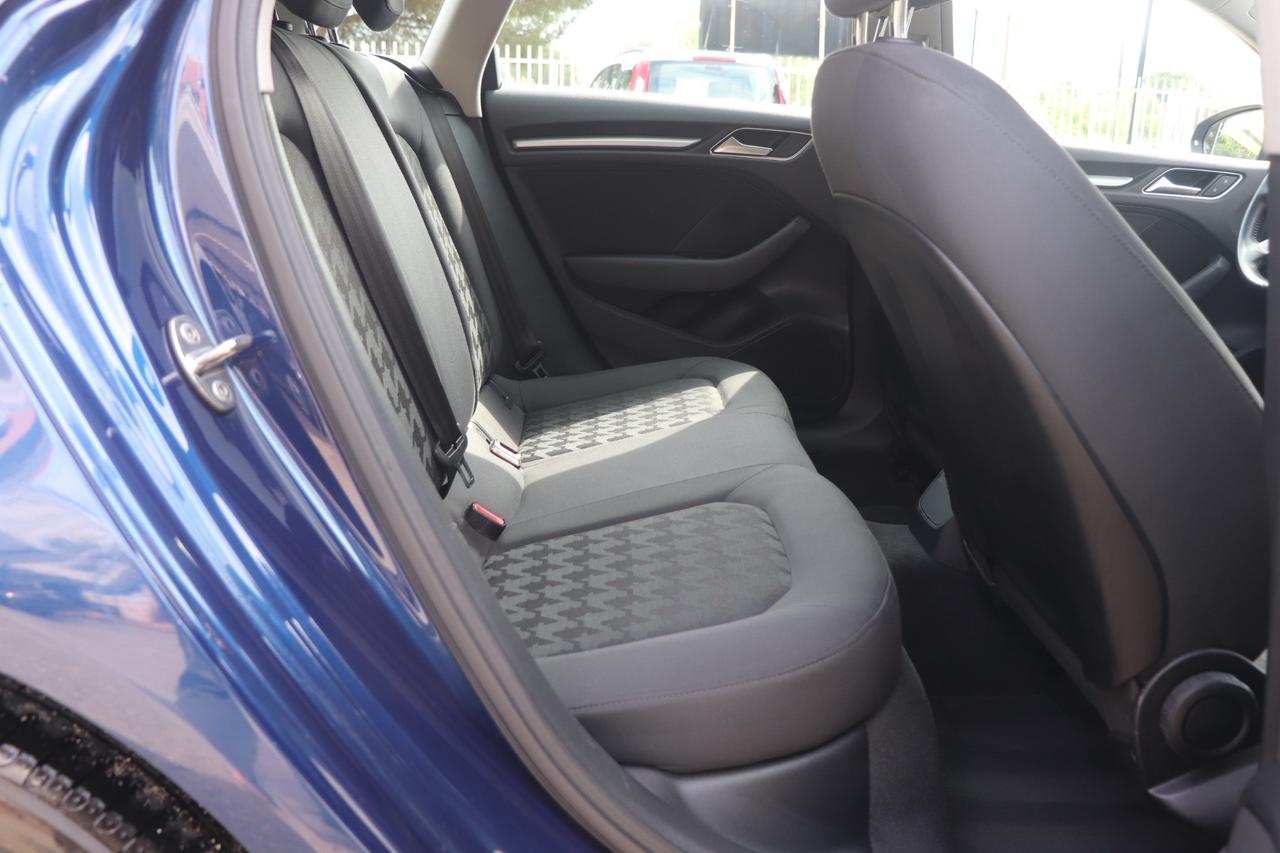 Audi A3 1.6 TDI clean diesel Ambition