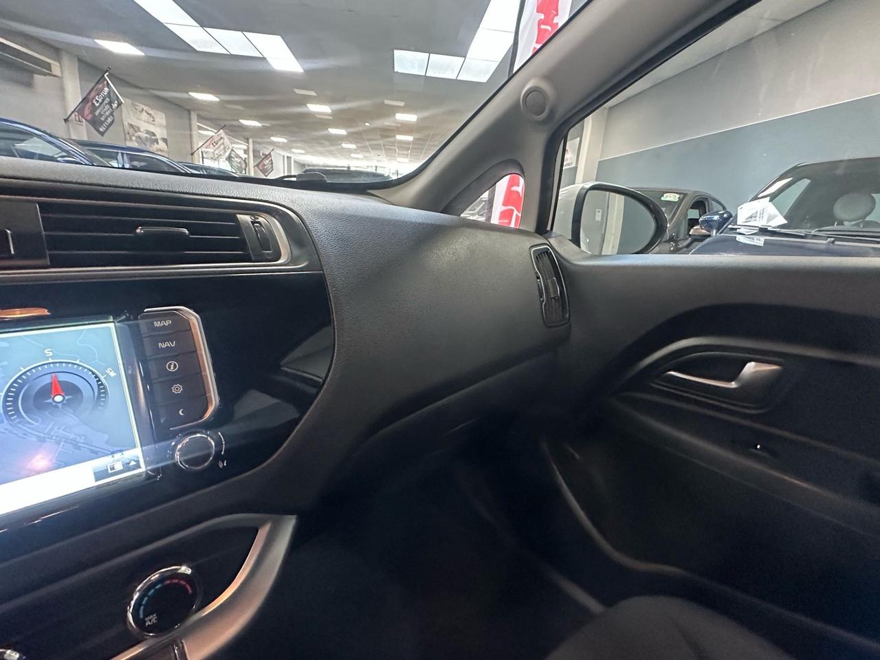 Kia Rio 1.1 CRDi 5p. Active 75CV Ok Neopatentati