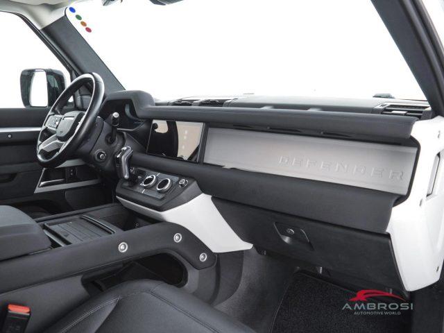 LAND ROVER Defender 110 3.0d i6 mhev SE awd 250cv auto