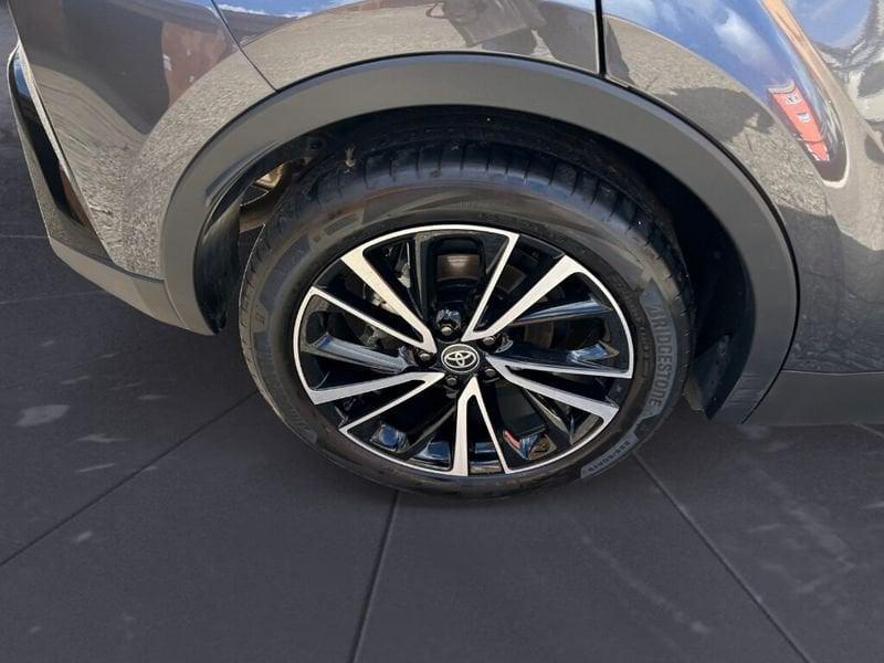 Toyota C-HR (2023-->) 2.0 PHEV Lounge